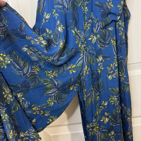 Free People Floral Romper Pants Blue Women’s Size 2 - Picture 9 of 16